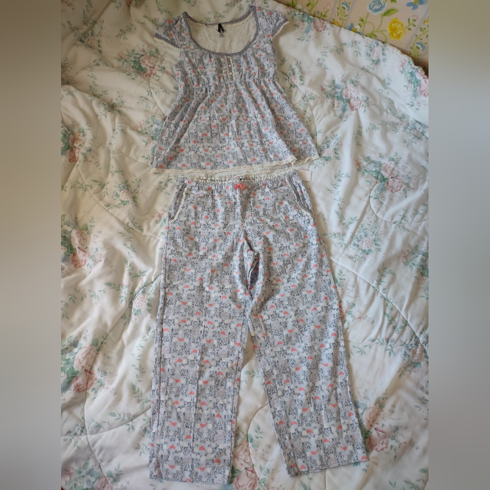 NWT Kensie Cotton Lace Trim Cap Sleeve Capri Pajama Set